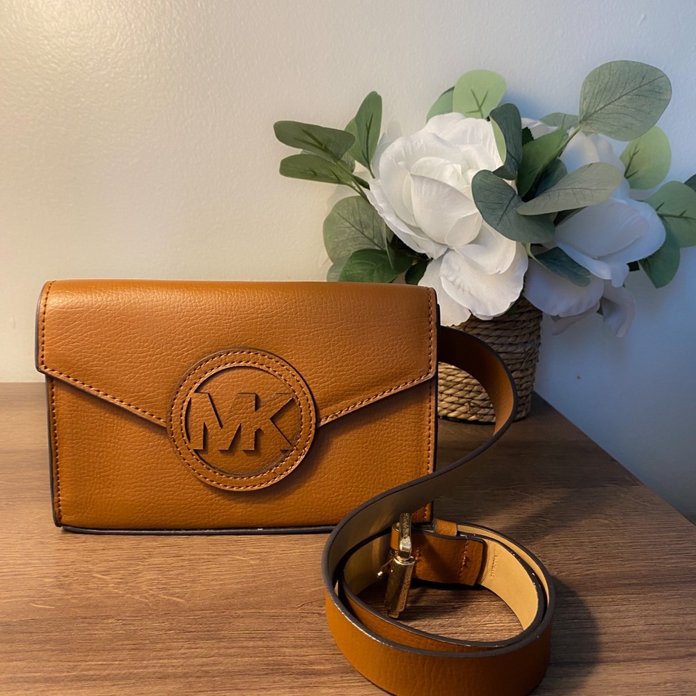 Authentic Michael Kors Belt/Purse